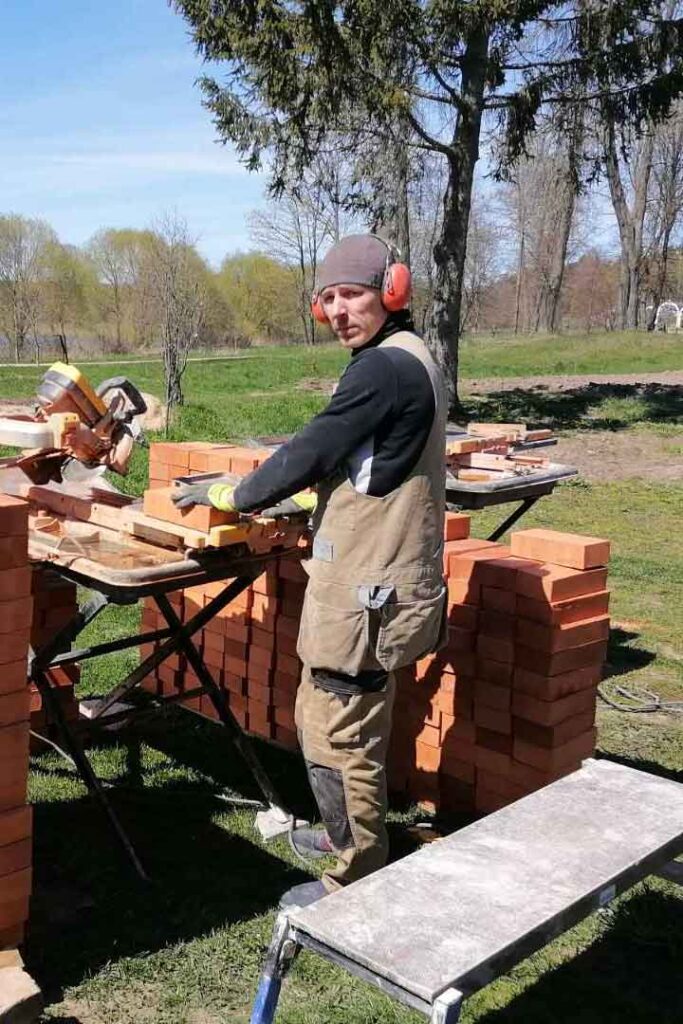 Трубочист и печник Иван Фокин